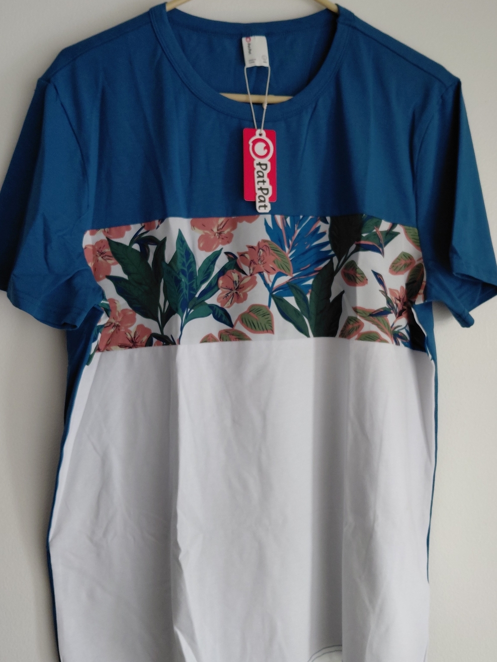 PatPat Blue, White & Green Floral Block Tee